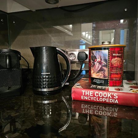 Modern 2 Bedroom Apartment In The City Centre リガ エクステリア 写真
